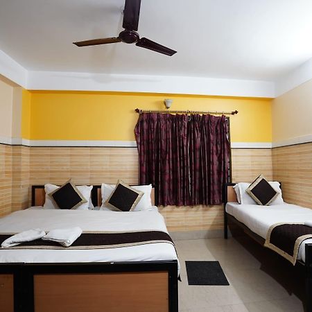 Tirupati Lodge Njp 西里古里 外观 照片