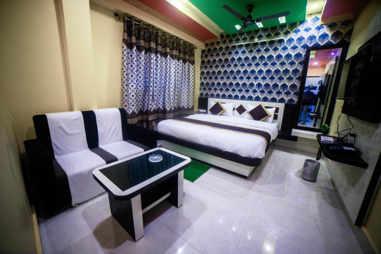 Tirupati Lodge Njp 西里古里 外观 照片