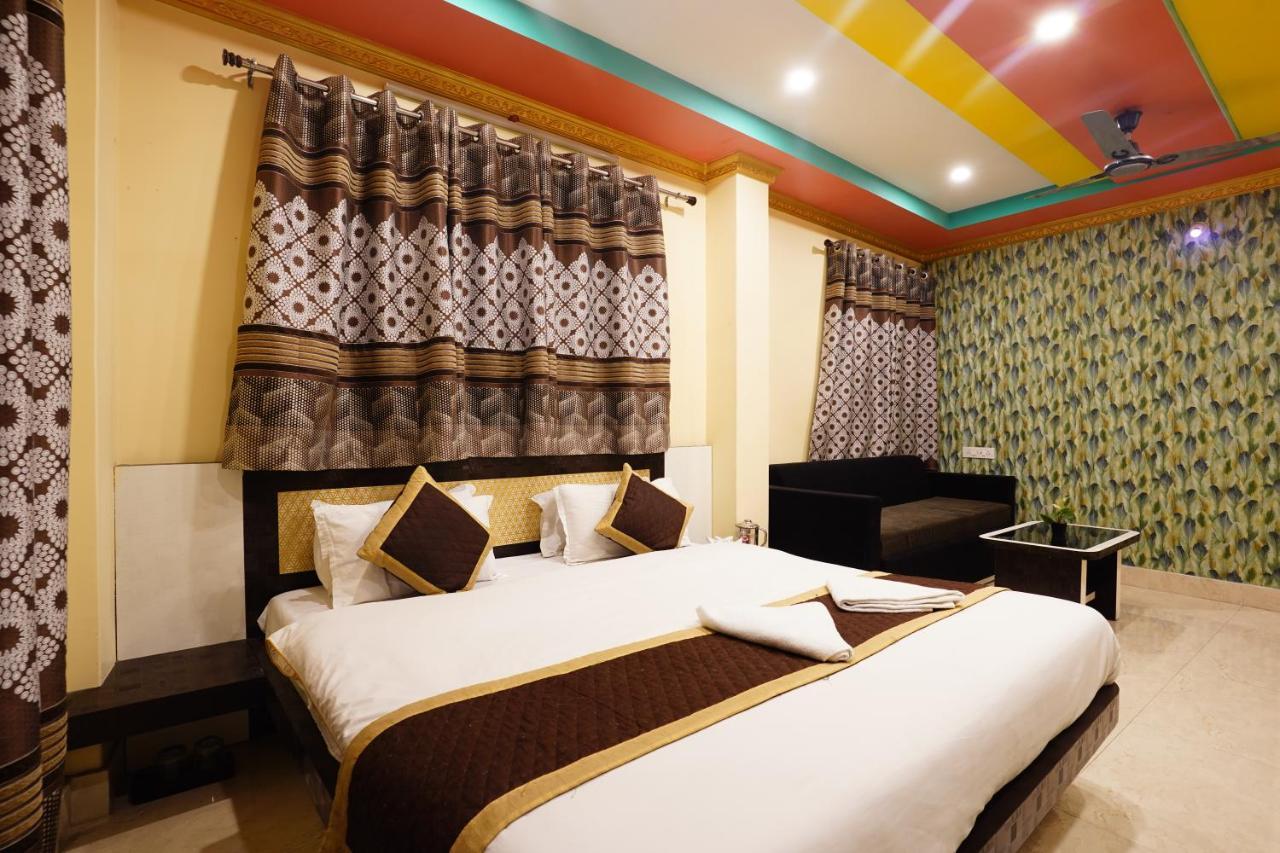 Tirupati Lodge Njp 西里古里 外观 照片