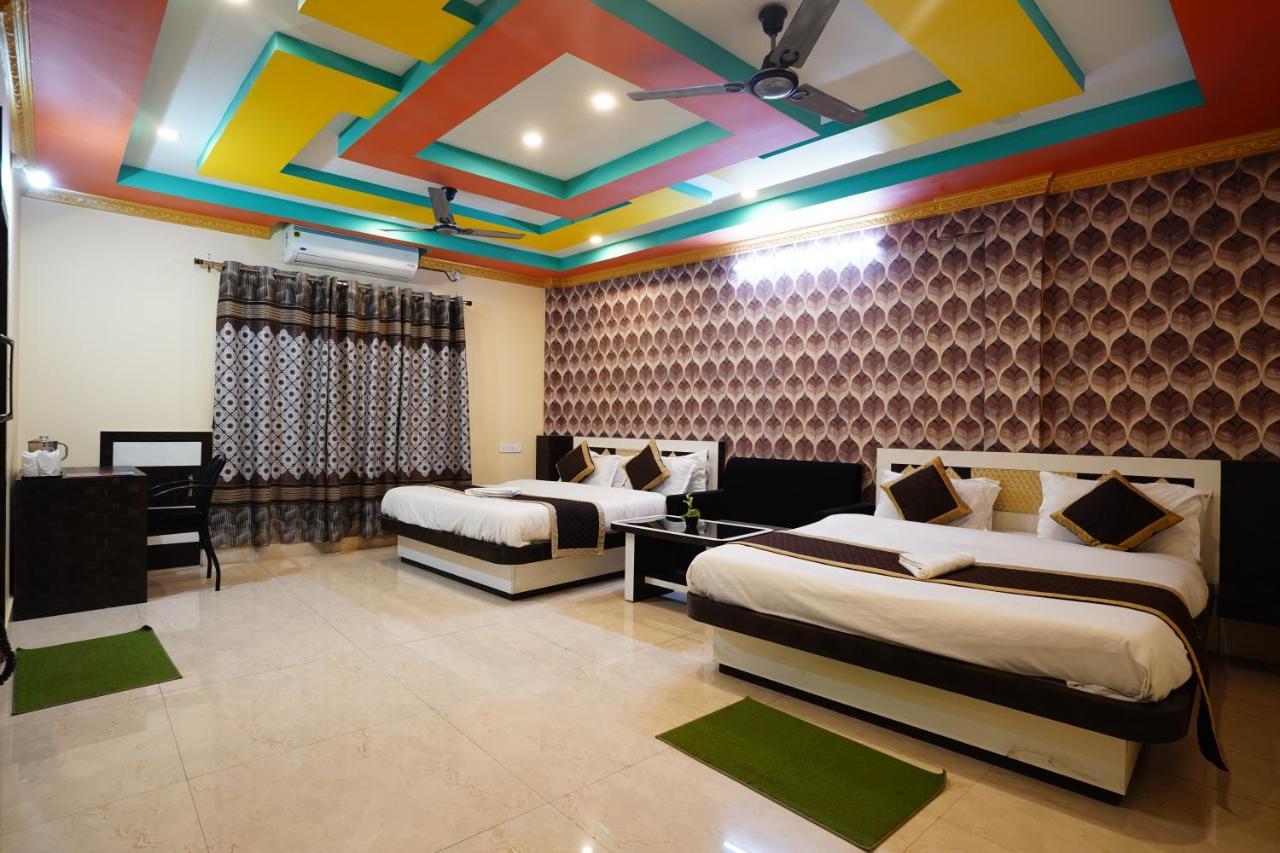 Tirupati Lodge Njp 西里古里 外观 照片