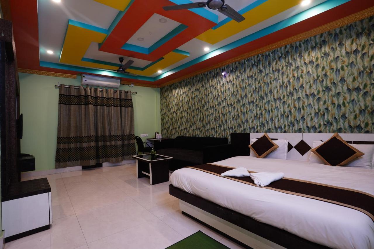 Tirupati Lodge Njp 西里古里 外观 照片
