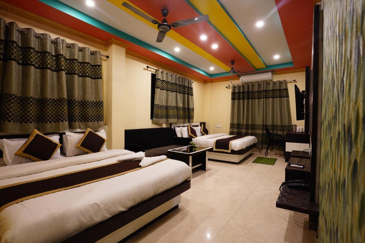 Tirupati Lodge Njp 西里古里 外观 照片