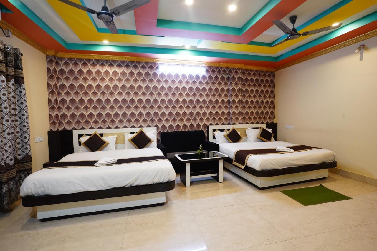 Tirupati Lodge Njp 西里古里 外观 照片