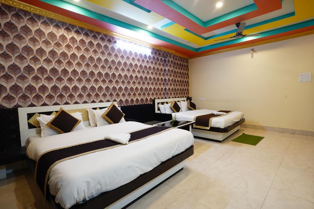 Tirupati Lodge Njp 西里古里 外观 照片