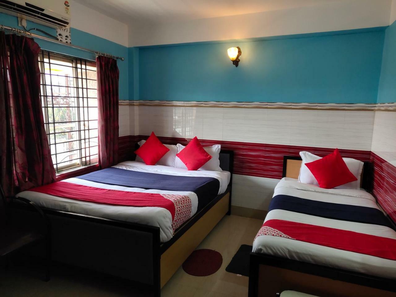 Tirupati Lodge Njp 西里古里 外观 照片