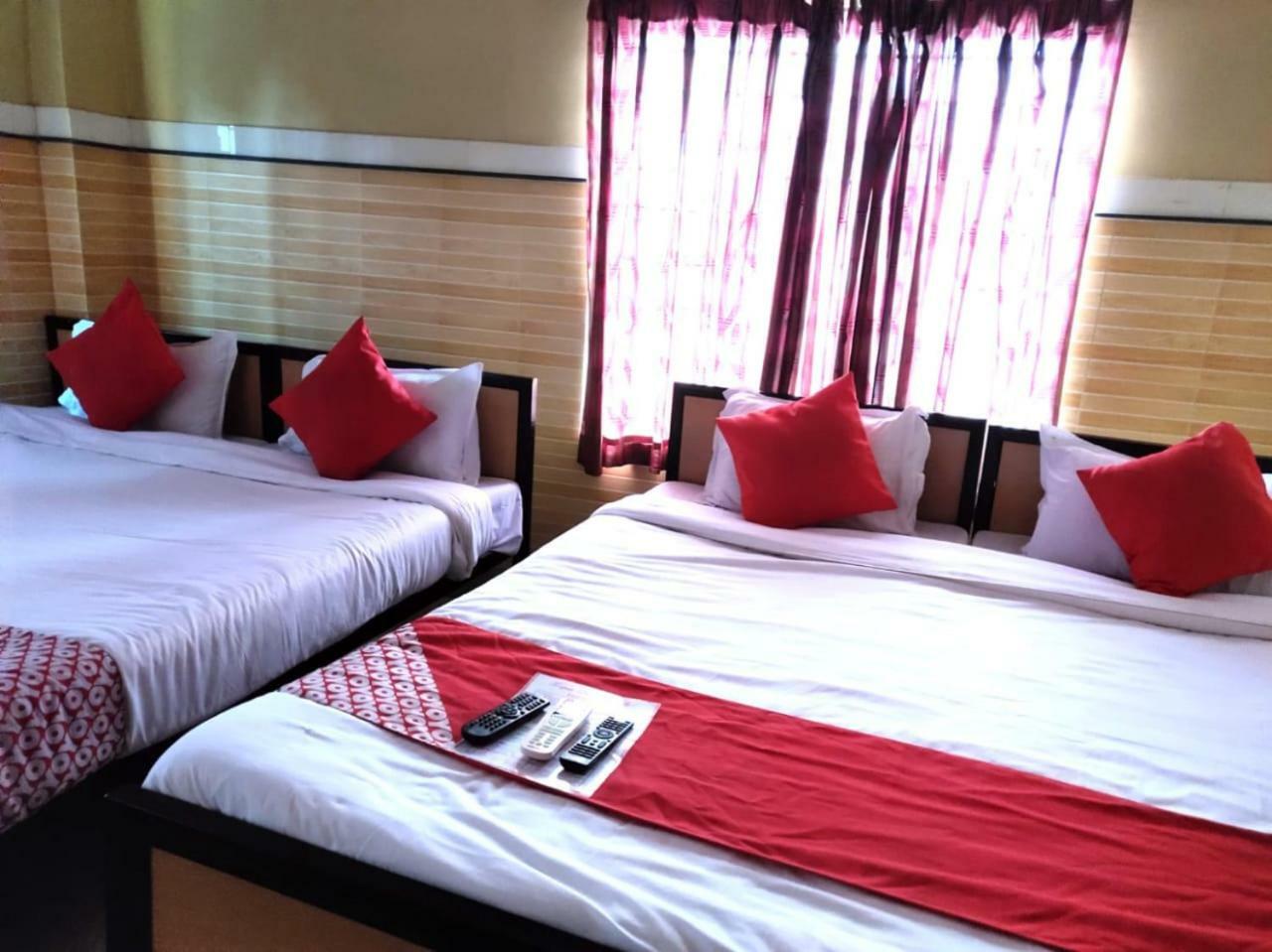 Tirupati Lodge Njp 西里古里 外观 照片