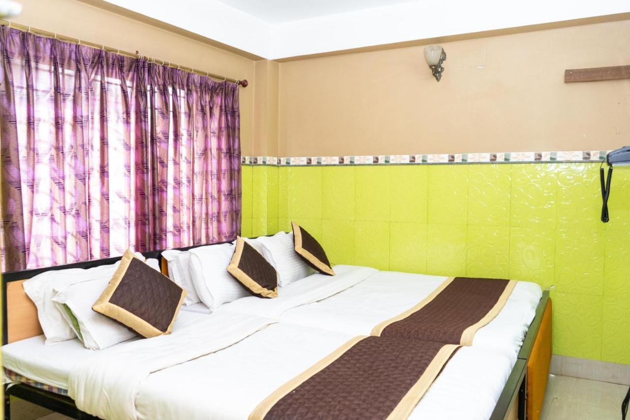 Tirupati Lodge Njp 西里古里 外观 照片