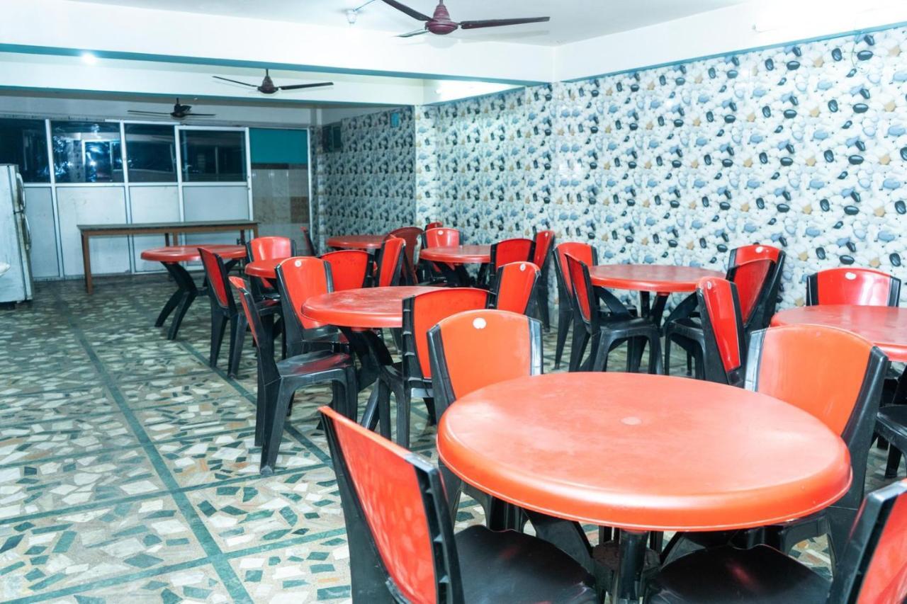 Tirupati Lodge Njp 西里古里 外观 照片